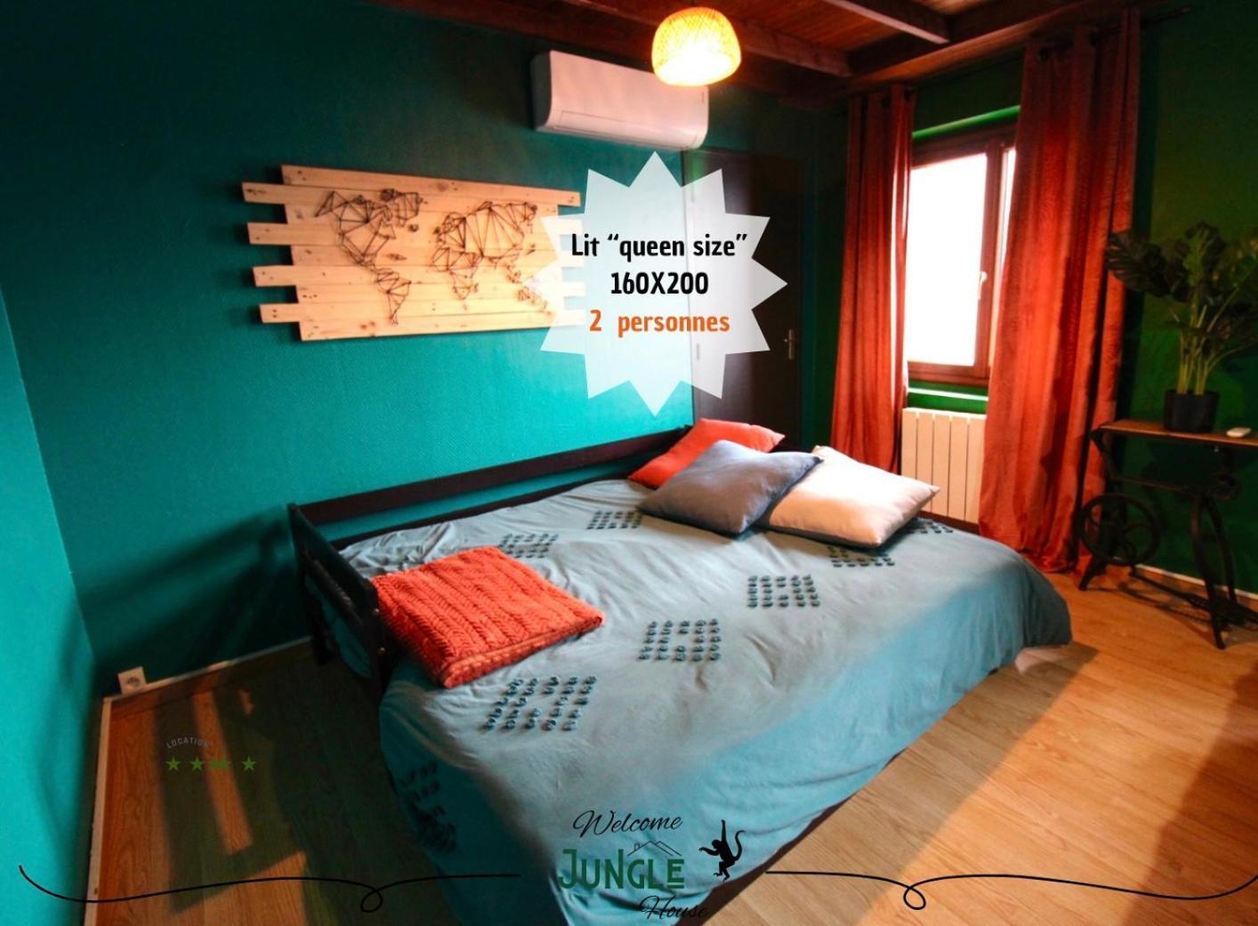 Maison "Jungle House" 90 M2 Billard, Retroprojecteur, Bar A Jeux , Vinyle, Wifi Fibre, Ideal Pro & Famille A Montbrison Exterior foto